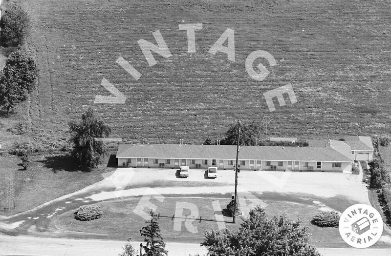 Grand Motel - 1969 Photo (newer photo)